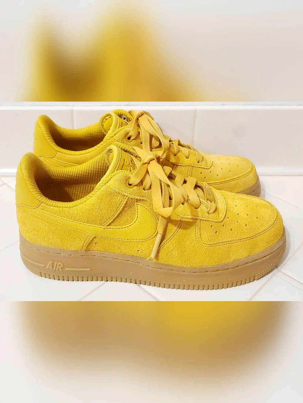 Nike Air Force 1 Low Mineral Yellow Gum Women's Size 8 - Picture 3 of 7